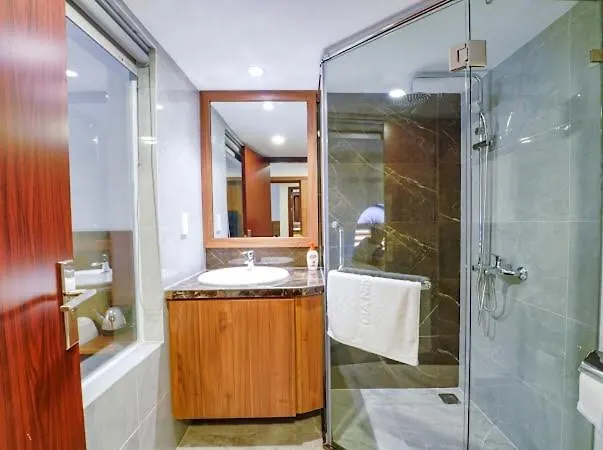 Hotel Gia Ninh 3*