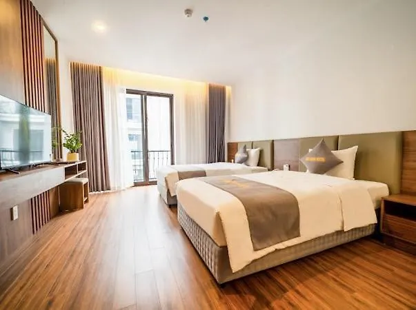 Hotel Gia Ninh 3*