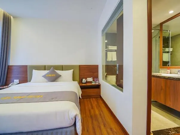 Hotel Gia Ninh 3*