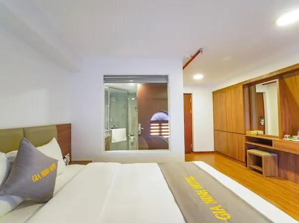 Hotel Gia Ninh 3*
