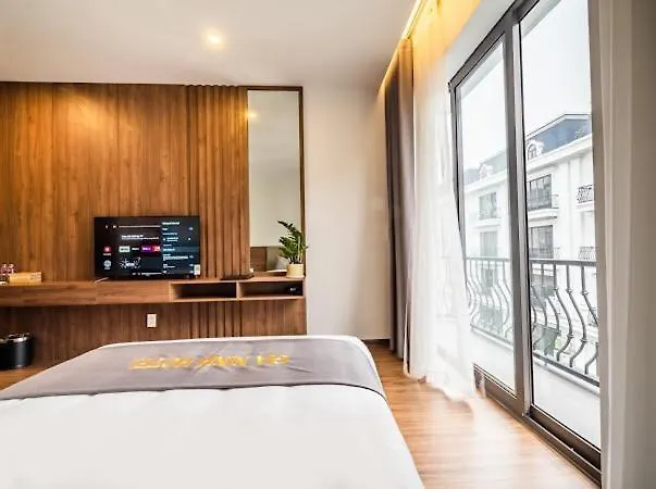 Gia Ninh Hotel 3*