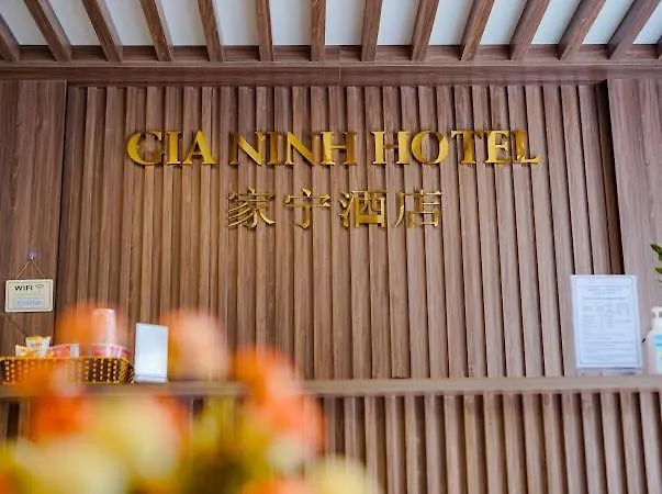Gia Ninh Hotel Hạ Long